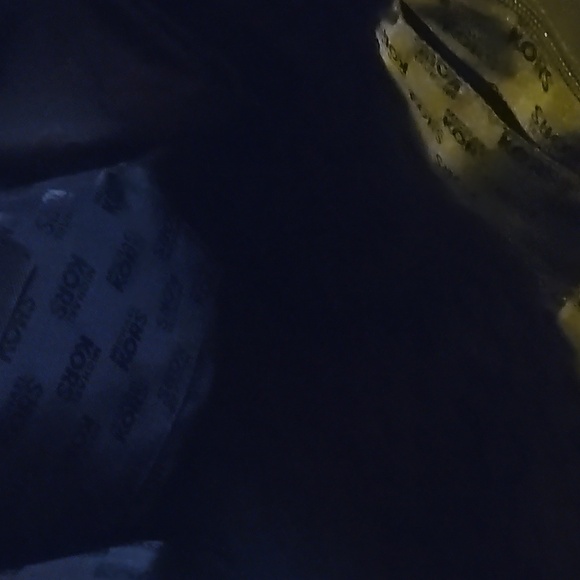 Michael Kors nylon tote bag in black with gold tone hardware - Picture 3 of 7